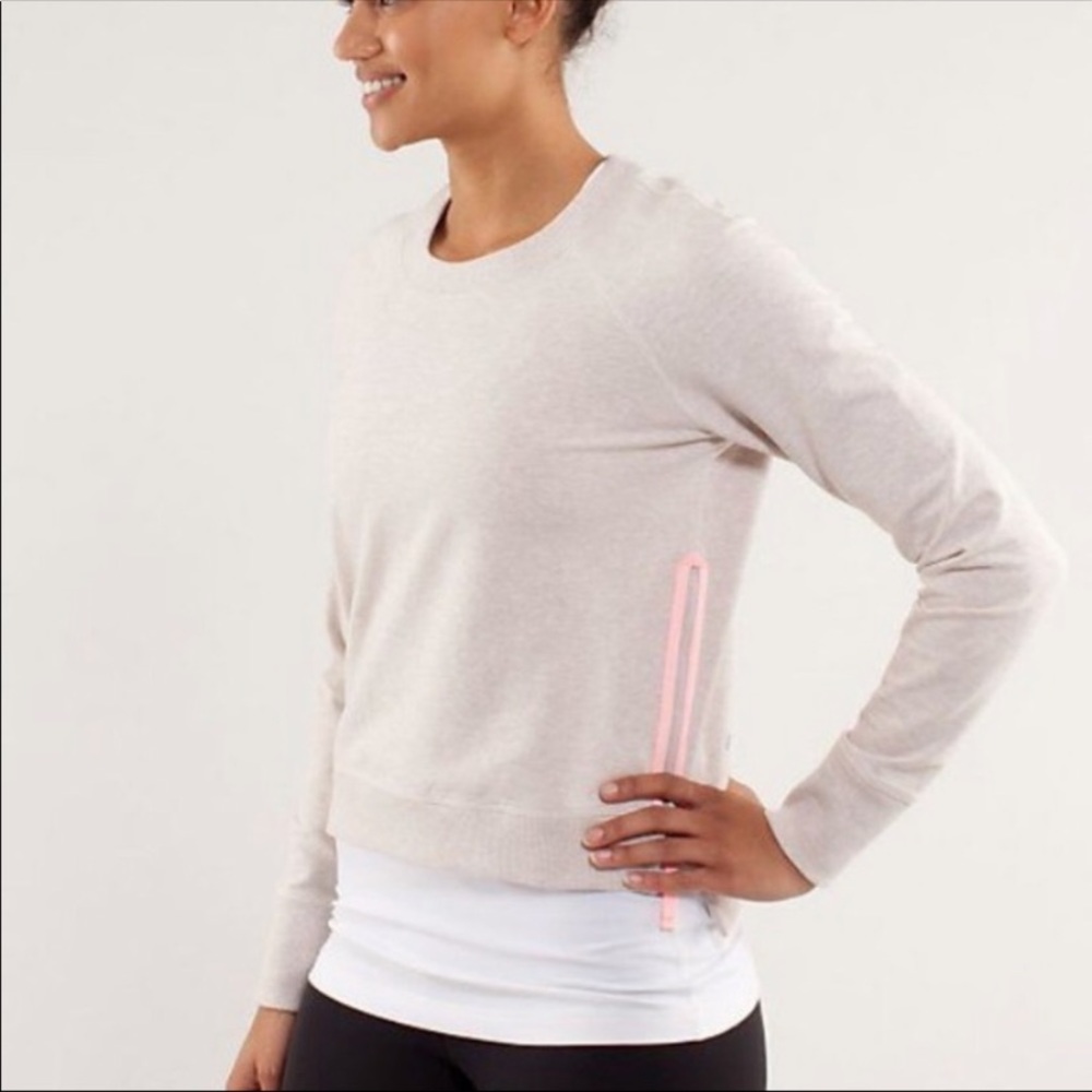 SOLD on MECARI **pull over crew top